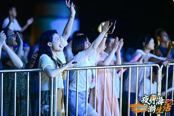 快乐升级 | 泡泡秀、后备箱集市、啤酒节~开启你的趣味周末！